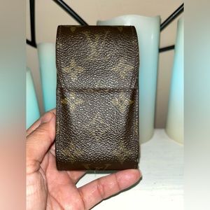 authentic louis vuitton cigarettes/Lipstick case